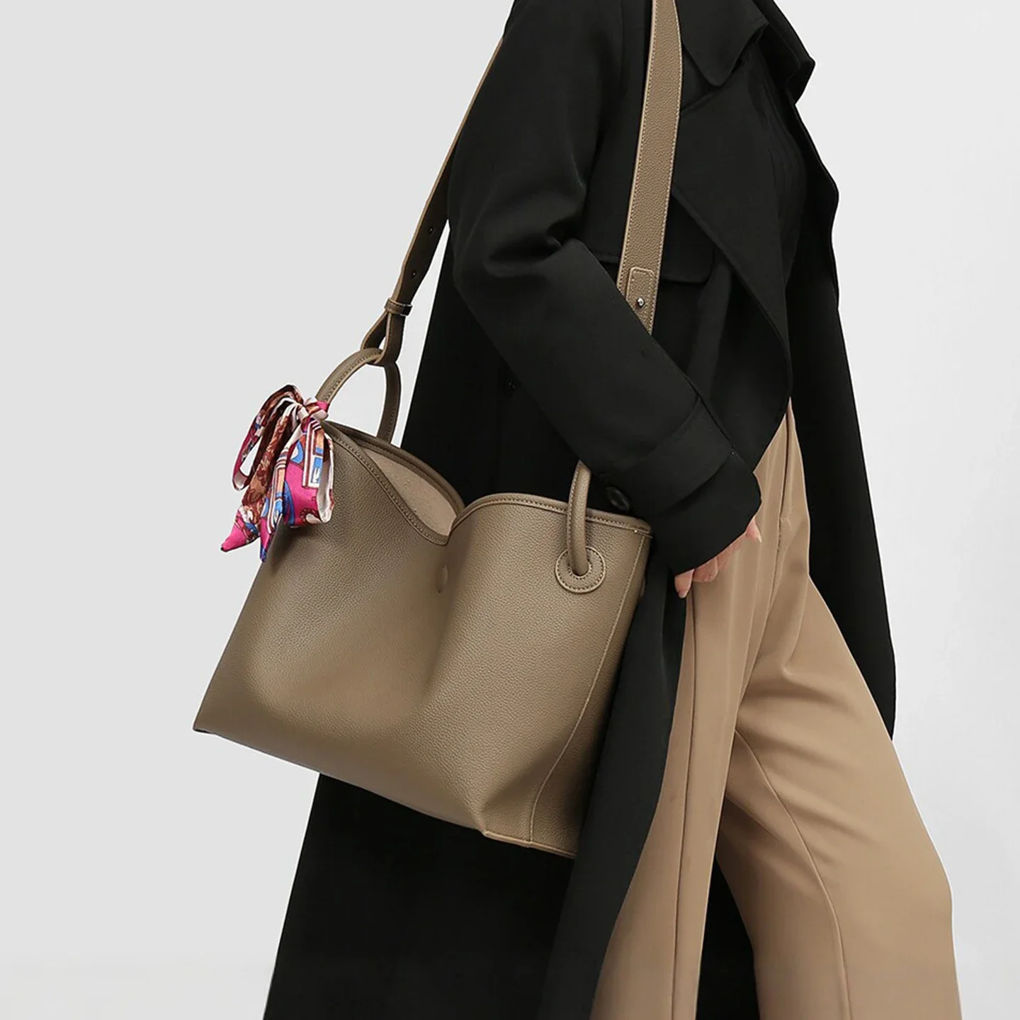 Hafif Lüks, Üst Düzey Kadın Ça - Luxurious Bag incelemesi ve fiyatı