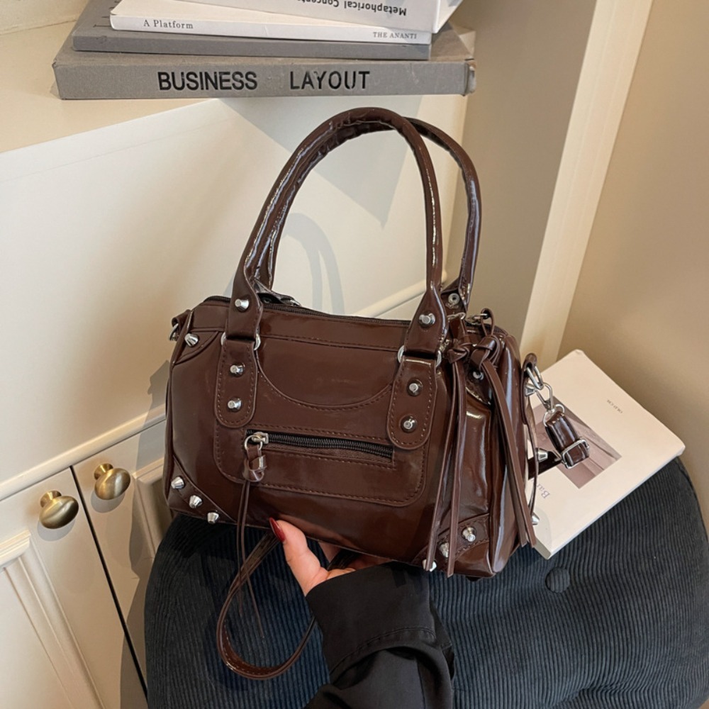 Moda Perçinli Yastık Çanta Pat - Top Handle Patent Bag incelemesi ve fiyatı