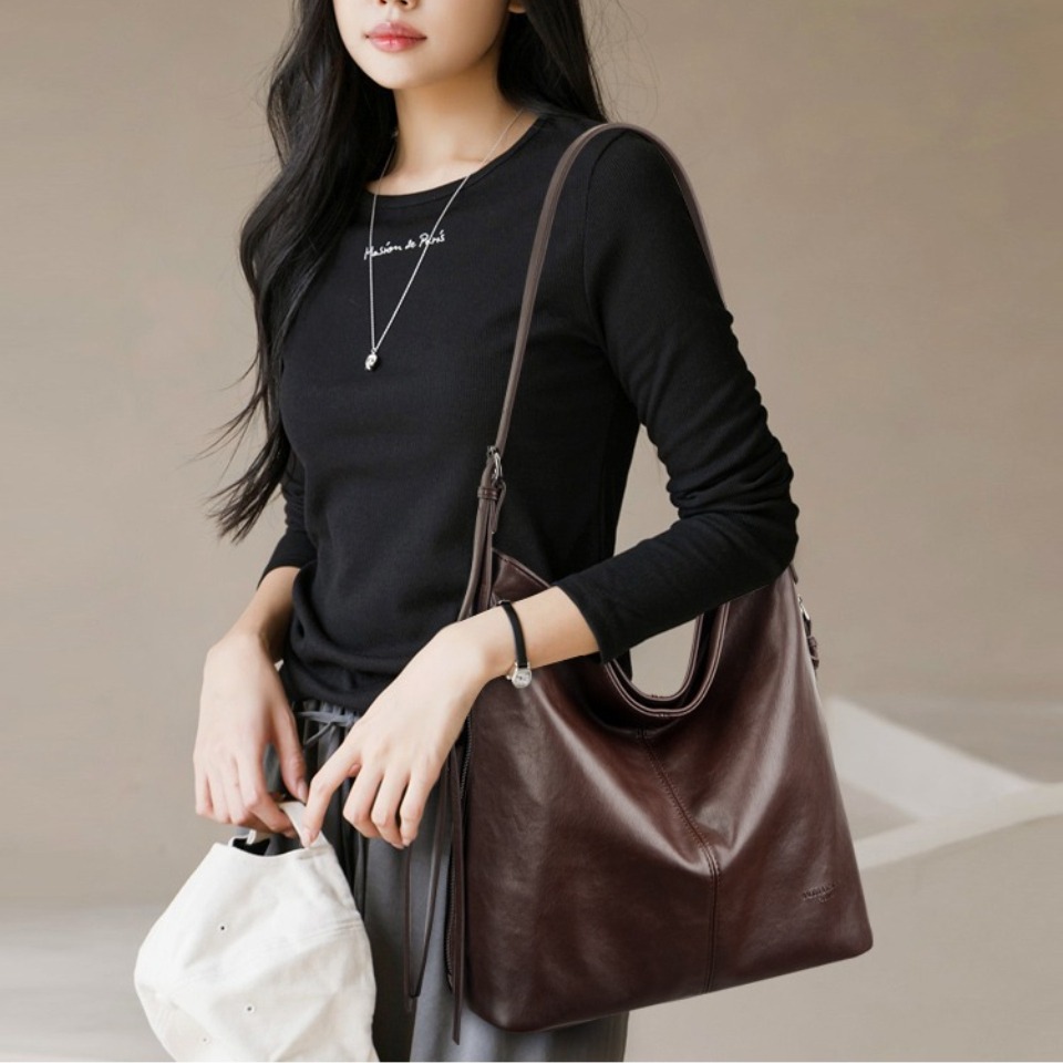 Sınırlı Üretim Hobo Tote Çanta - Luxury Bags Limited Edition incelemesi ve fiyatı